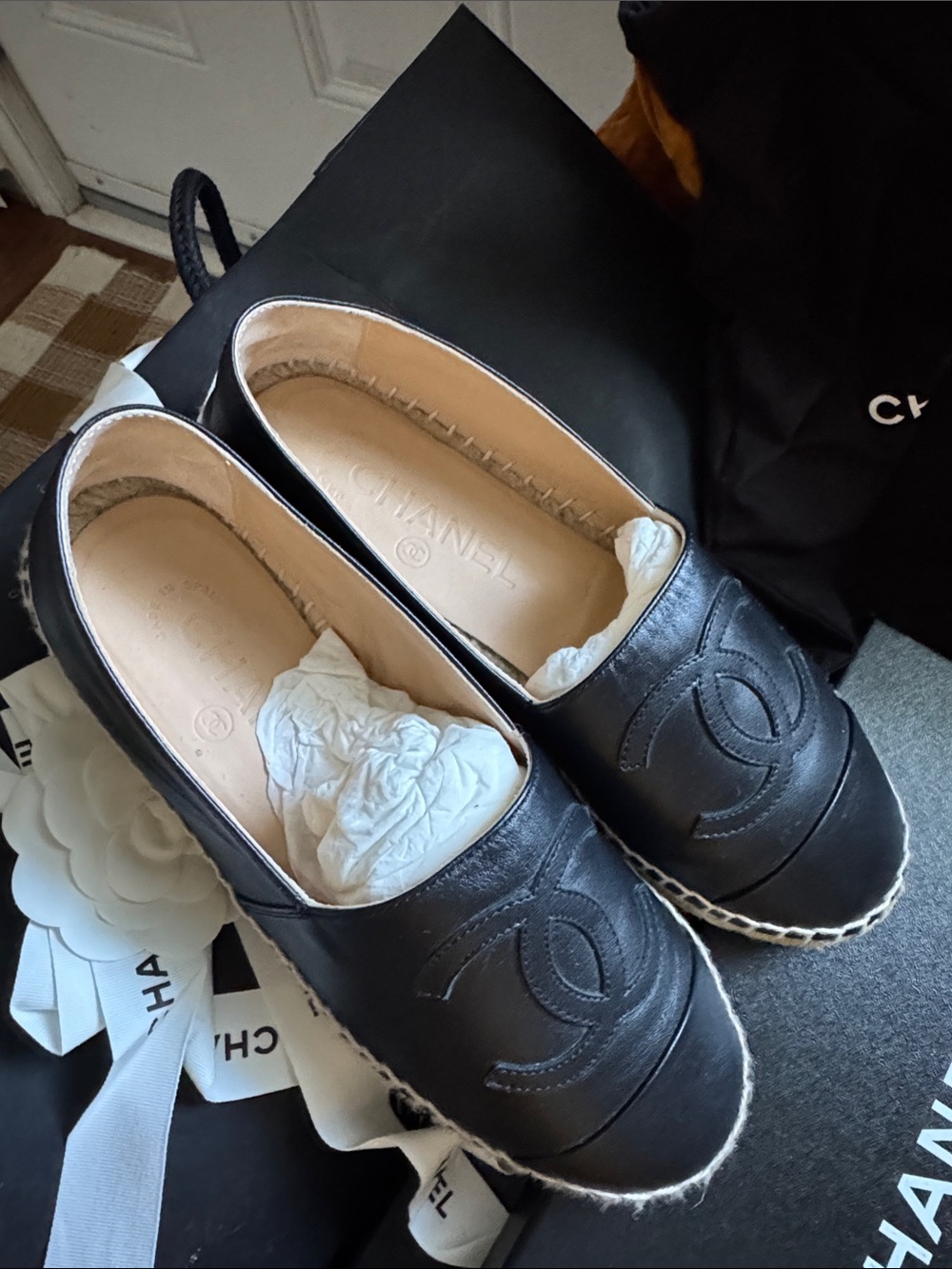 CHANEL Black Leather Espadrille Flats with Logo - Picture 5 of 8